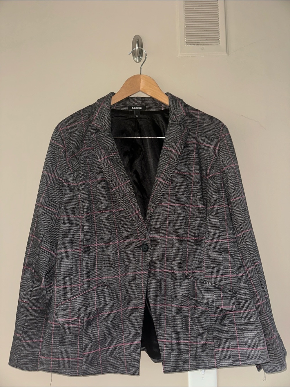 Torrid Studio Gray Ponte Knit Plaid Blazer with Pink Windowpane size 1 (14/16)